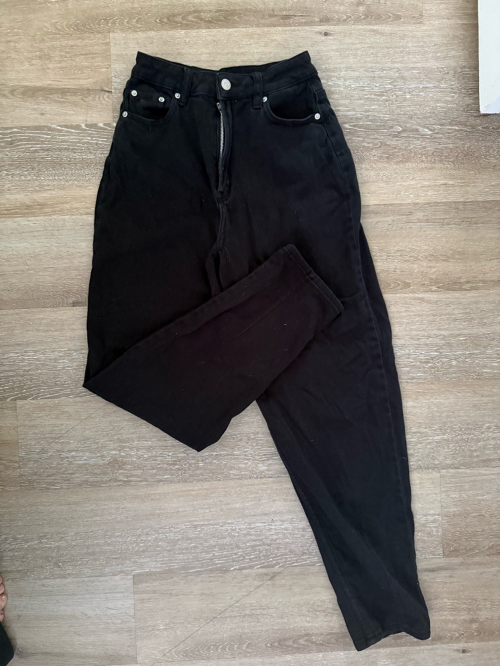 Dividend Black high-waisted straight-leg jeans